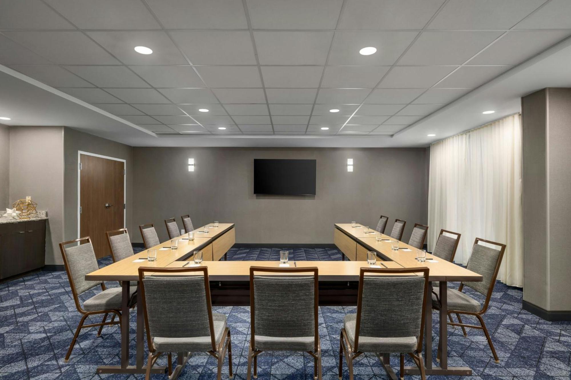 Courtyard By Marriott Kokomo Eksteriør bilde